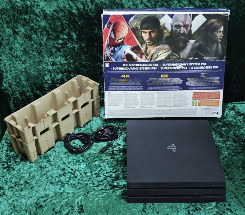Ps4PRO 1000GB (Perwszy właściciel)