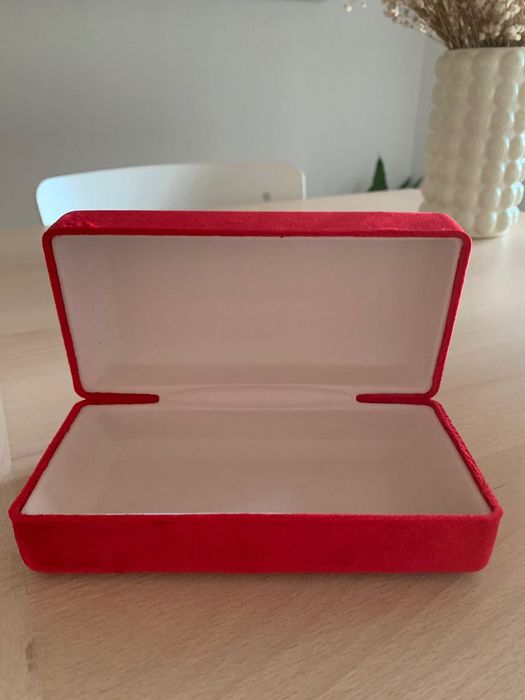 Etui na Okulary Carolina Herrera Welur Nowe