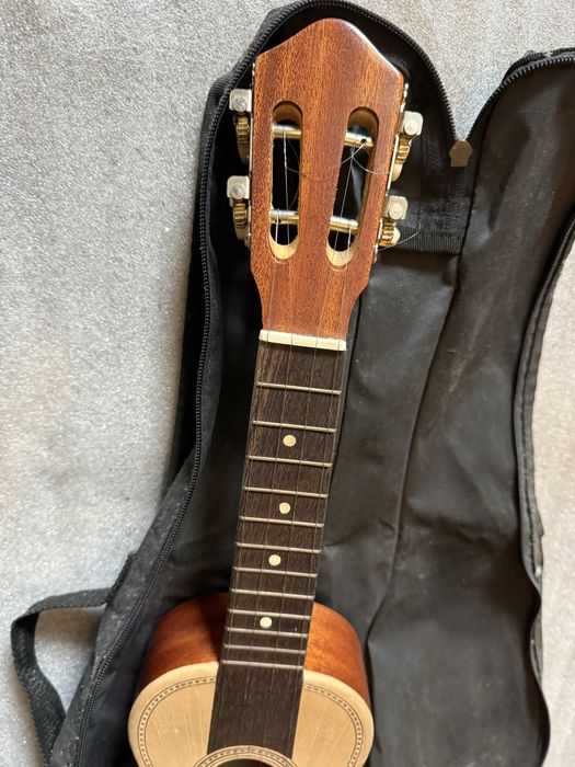 Cavaquinho tradicional