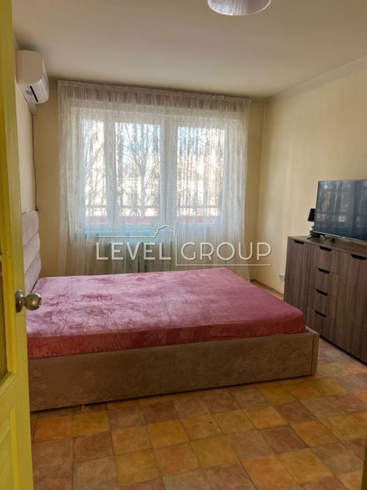 Продаж 3-кімнатна квартира Академмістечко, Новобелічі