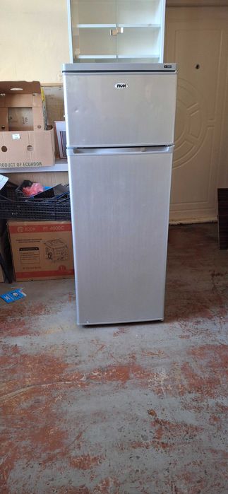 Продаж холодильника