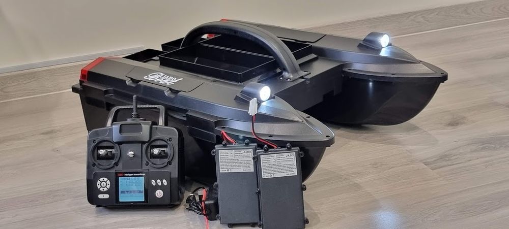 Łódka zanętowa Jabo 5CG Gps Echosonda autopilot