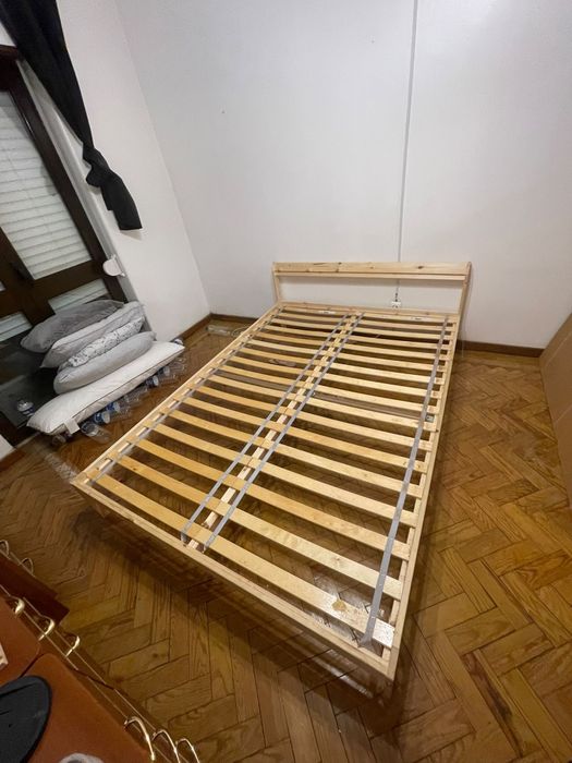 Estrutura de Cama em Pinho  c/ estrado de ripas 160x200 IKEA