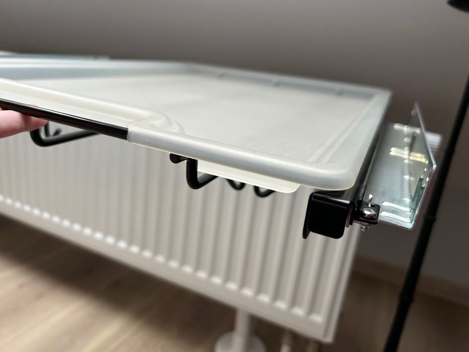 Półka z wieszakami Komplement IKEA do szafy PAX 50x58 cm.