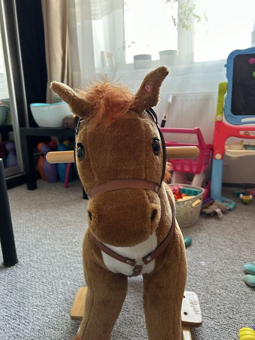 Гойдалка конячка