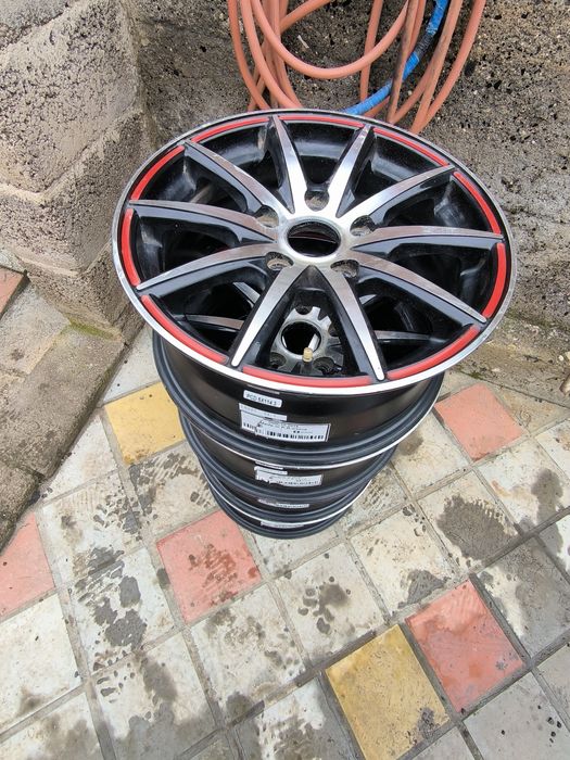 Диски б/у в отличном состоянии