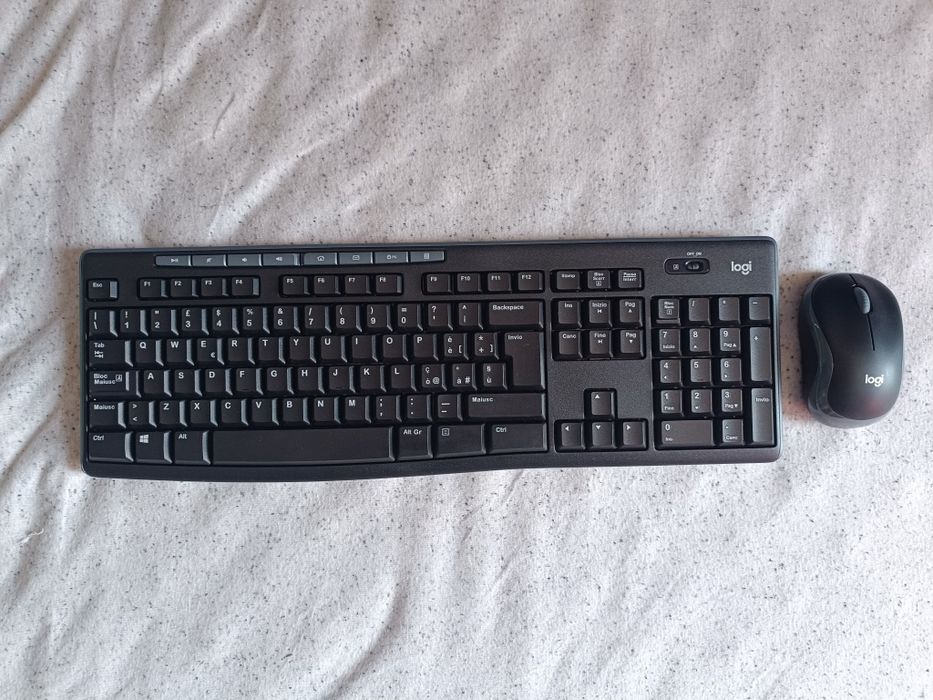 Zestaw Logitech MK270
