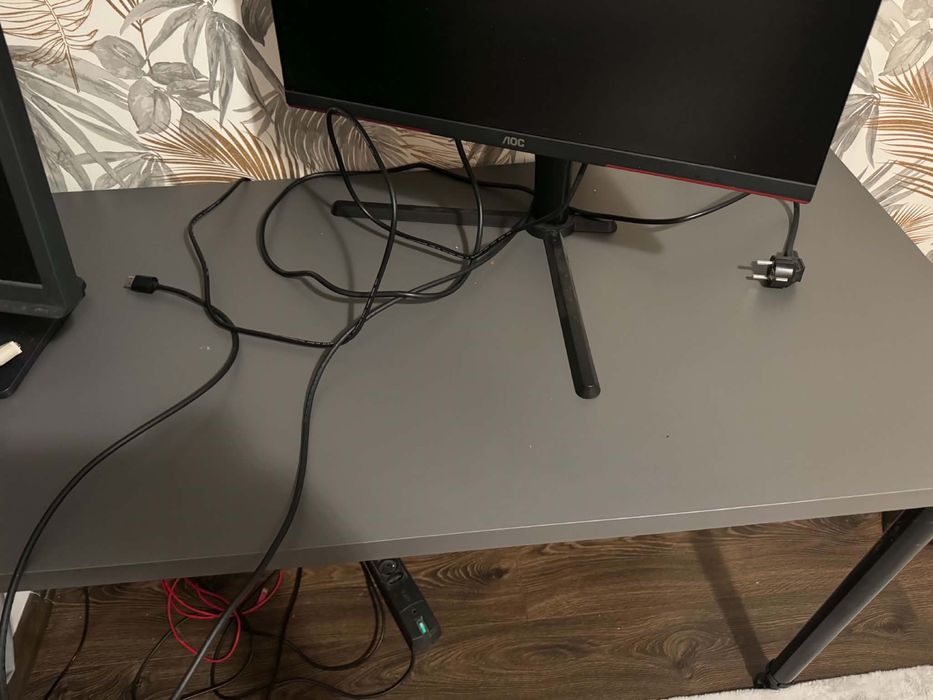 IKEA linmon adils Biurko