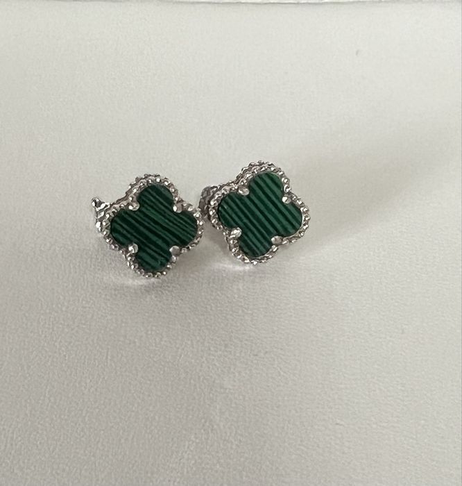 Сережки Van Cleef з малахітом