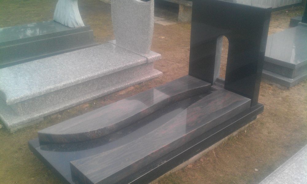 nagrobek granit Orion