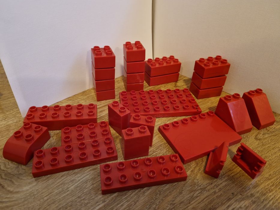Lego duplo kolor czerwony