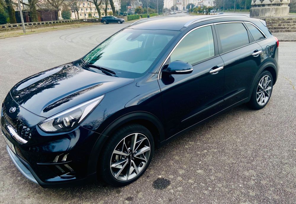 Excelente  Kia Niro Híbrido 1.6 GDi Drive | Garantia Kia até 11/2026
