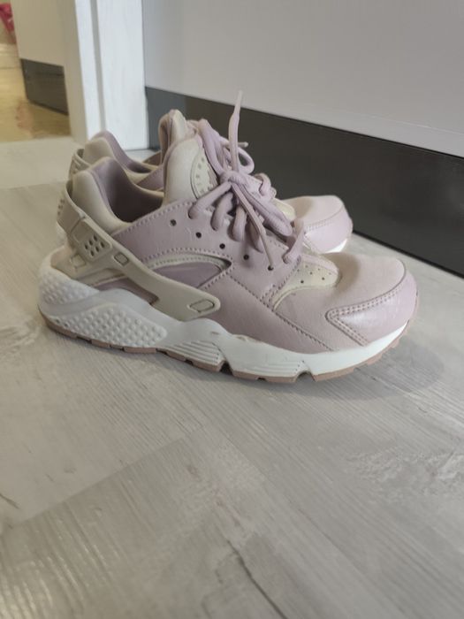 Кросівки Nike для дівчинки