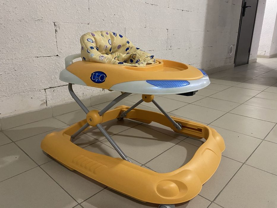 Chicco Chicco baby дитячі ходунки,
