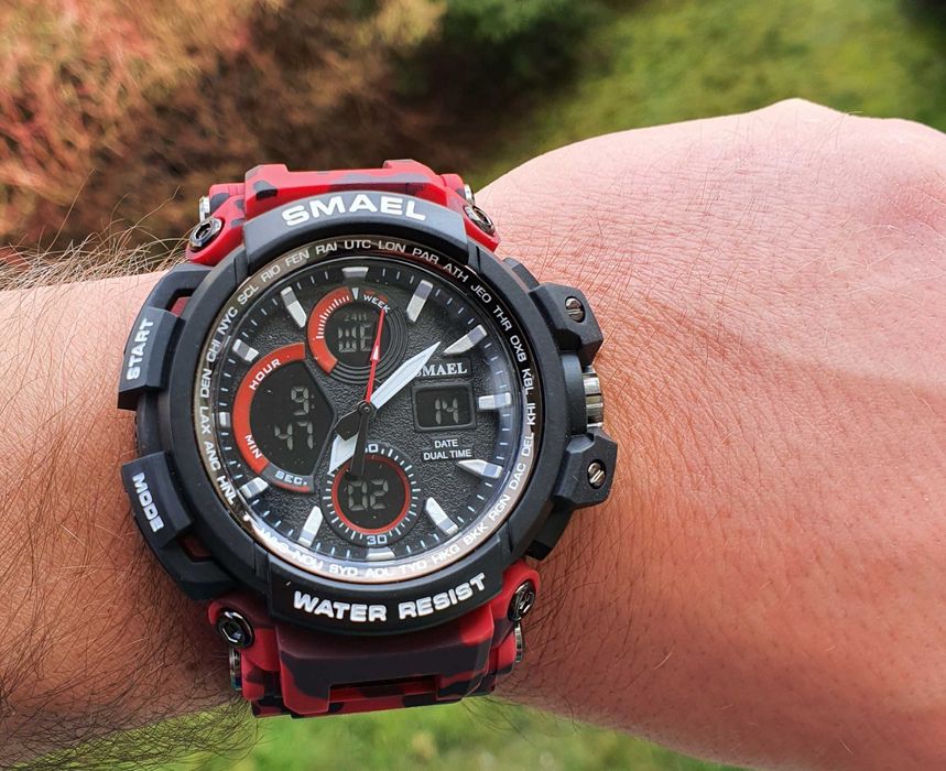 Sportowy zegarek męski - czerwone moro