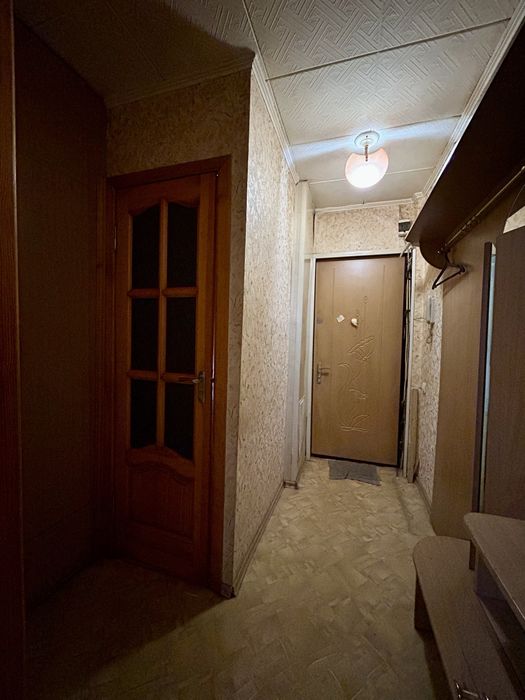 Продам 2к площа Новокодацька жм Червоний Камінь