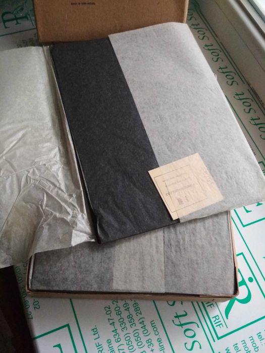 Бумага копировальная настоящая чорная 1000 листов 1957 года