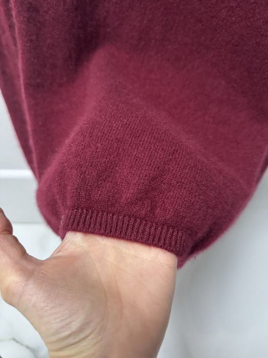 Кашеміровий гольф вишневий.