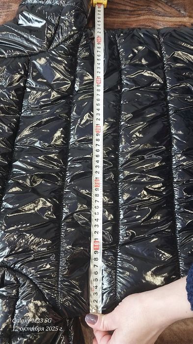 Куртка жіноча 46 розмір
