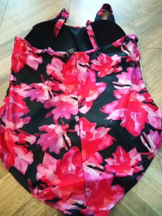 Strój kąpielowy jednoczęściowy