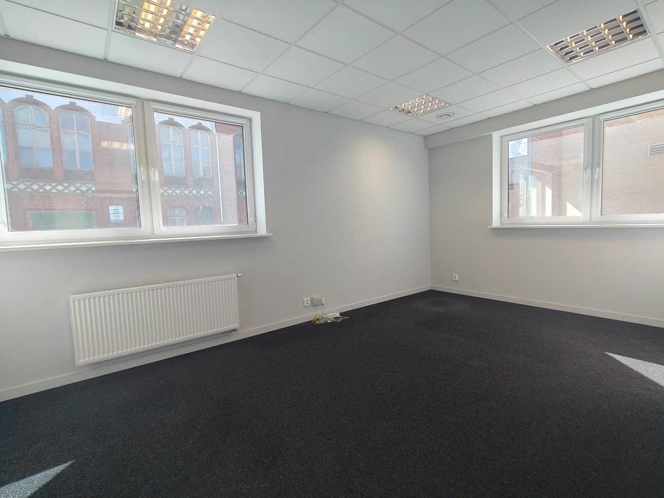 Lokal biurowy 20,90 m2 ŁASZTOWNIA - bez pośredników PARKING GRATIS