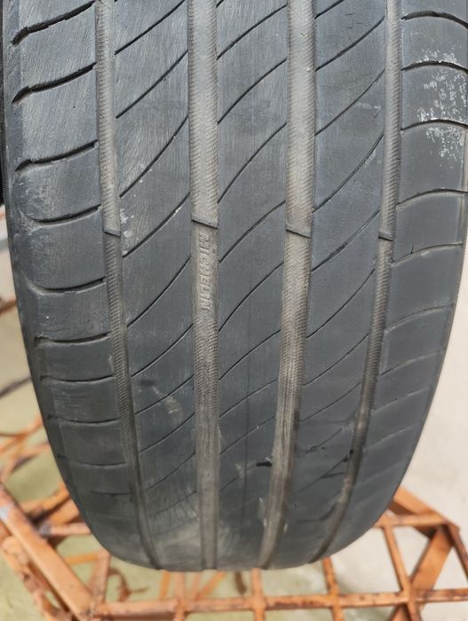 Michelin Primacy 4 215/65 R17 комплектом або парами
