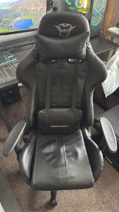 Fotel do komputera Trust