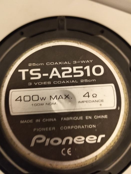 Colunas de som, Pioneer e Reloop