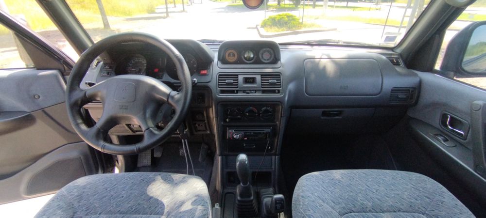 Mitsubishi Pajero GLS 2800