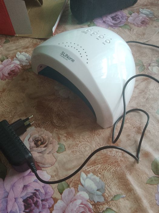 Продам лампу, для начинающих мастеров маникюра.