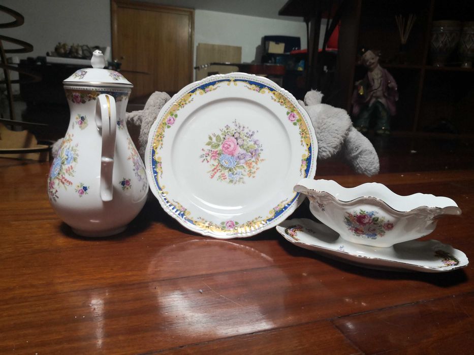 Louça de LIMOGES conj. 3 peças