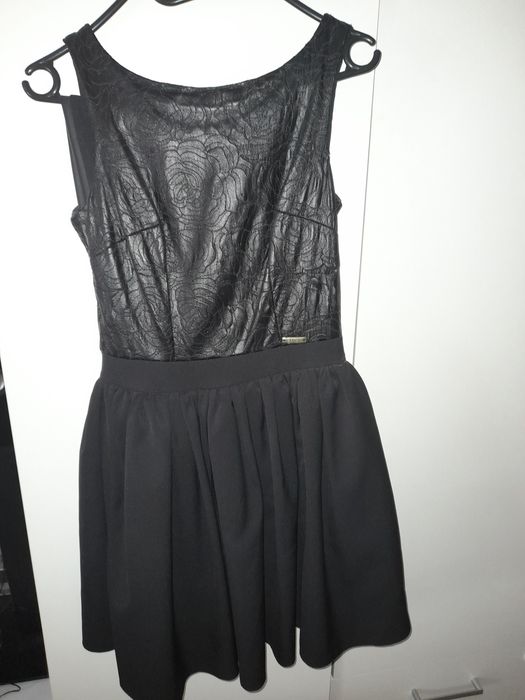 Czarna sukienka  rozmiar XS