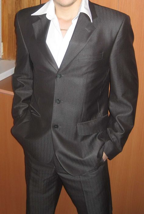 Чоловічий костюм