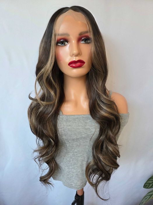 Perucas novas cheias de estilo