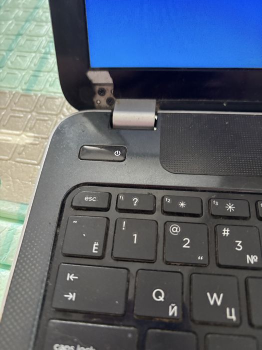 Ноубук HP Pavilion i3
