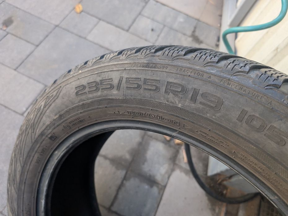 Зимняя резина 235/55 R19 Nokian Wrsuv3