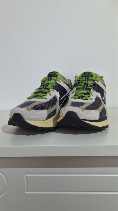 Кросівки Nike Zoom Vomero 5,  HF1553 102, US10 EUR44 28CM