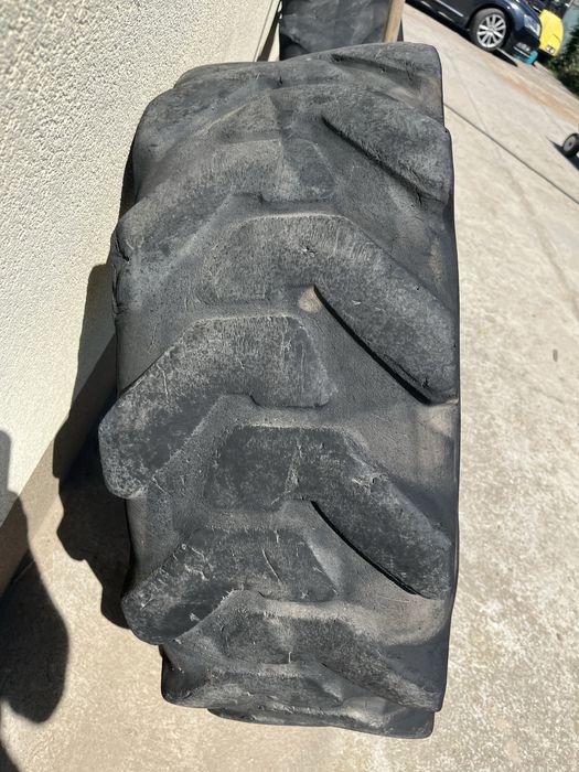 Opony Marki Solideal Backhoe 12.5/80-18 * 12PR