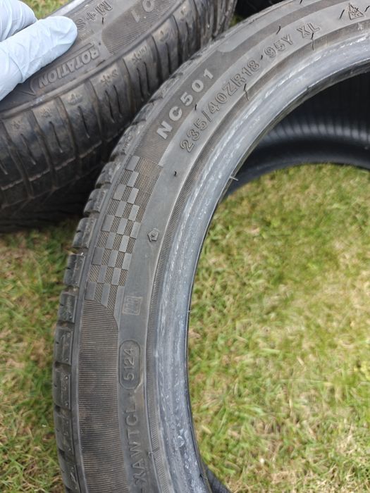 Opony wieloseozonowe 18" 225/40 i 235/40 jak nowe