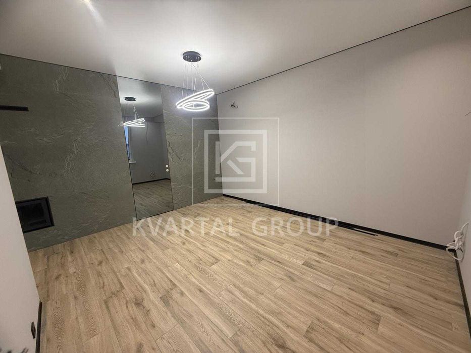 Сучасний будинок 120 м² з ремонтом і ділянкою 12 соток