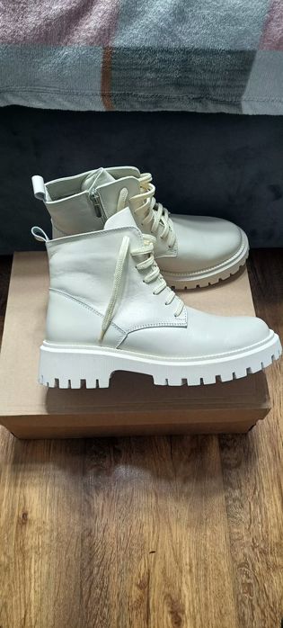 Ботинки  шкіряні 40р