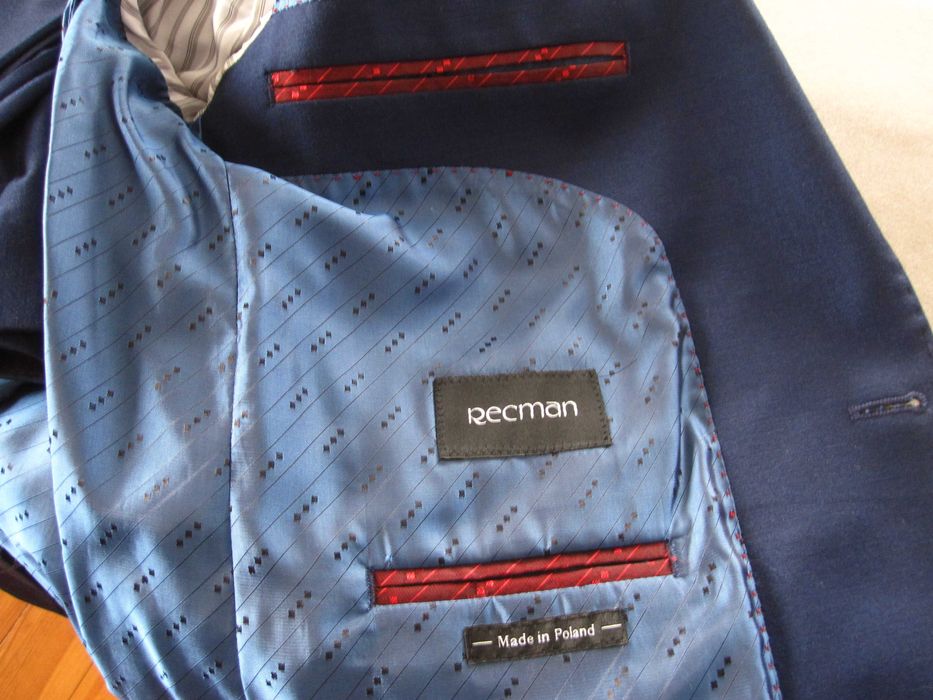 Młodzieżowy Garnitur firmy Recman granatowy