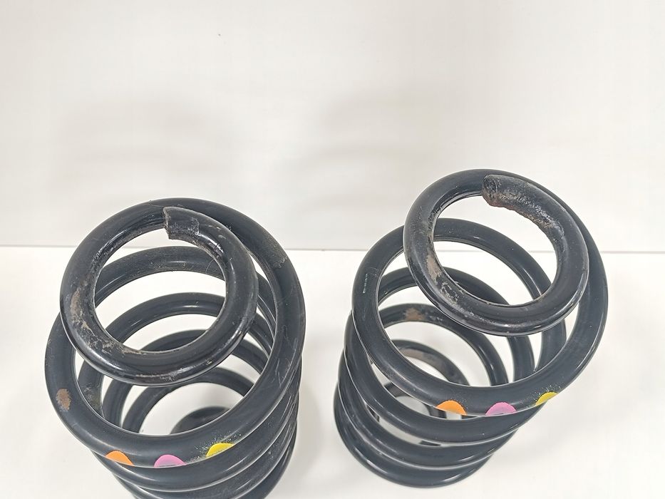 Sprężyna tył Tylna Lewa Prawa Audi A6 C6 Sedan Komplet