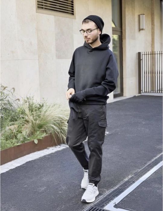 Легкі худі Uniqlo з технологією dry (DRY Stretch Pullover Hoodie)