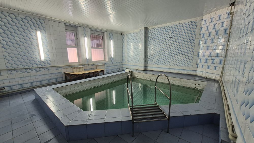 Продам Банный комплекс, Центр, 7 сот земли