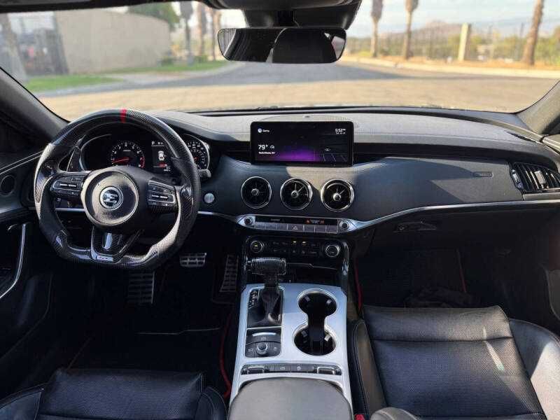 2022 Kia Stinger