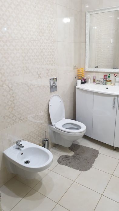 Унікальна простора 2к з хорошим ремонтом є тепла підлога1240