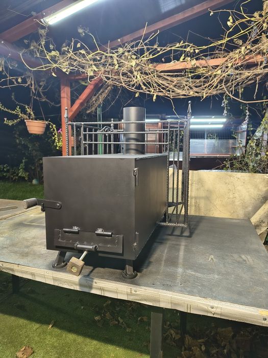 Piec do sauny do 12m3 opalany drewnem, mieści ok100-120kg kamieni