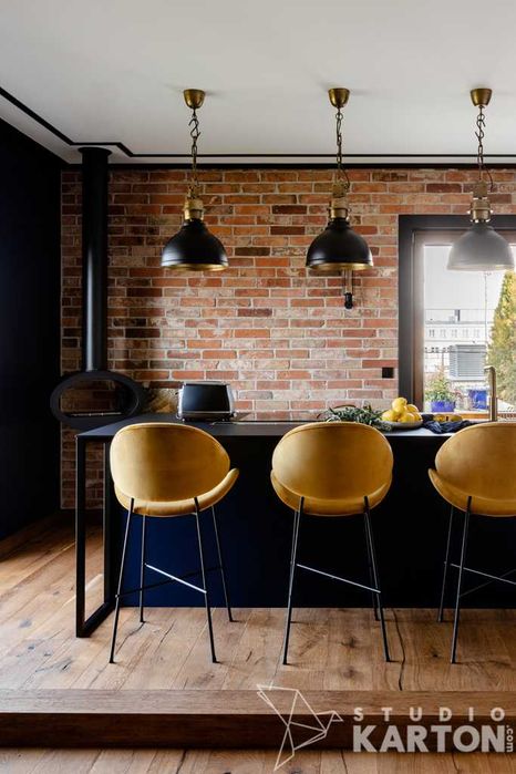 Cegła rozbiórkowa w kuchni- płytki z cegły