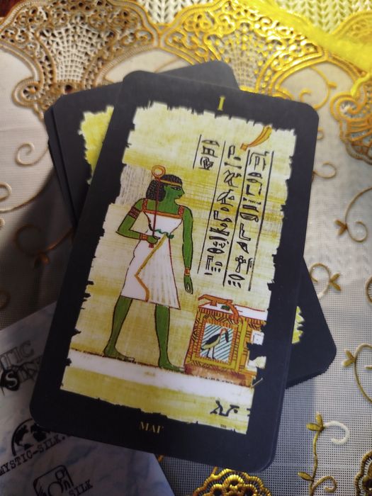 Продам карты Таро